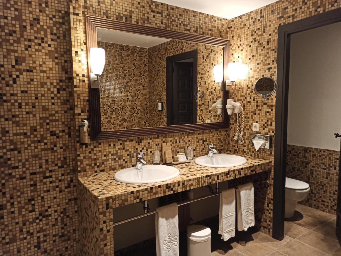 Parador De Трухильо Экстерьер фото