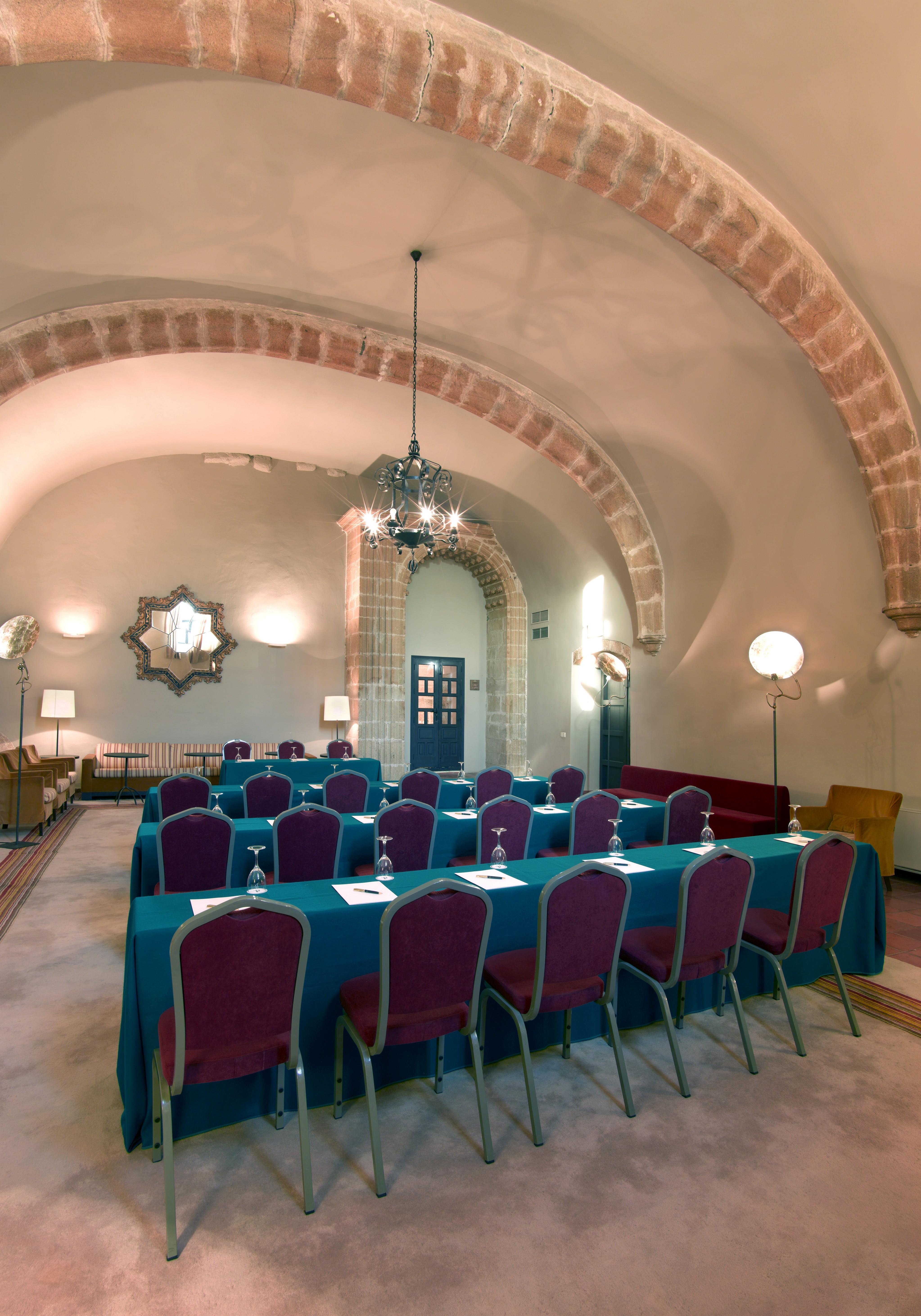Parador De Трухильо Экстерьер фото