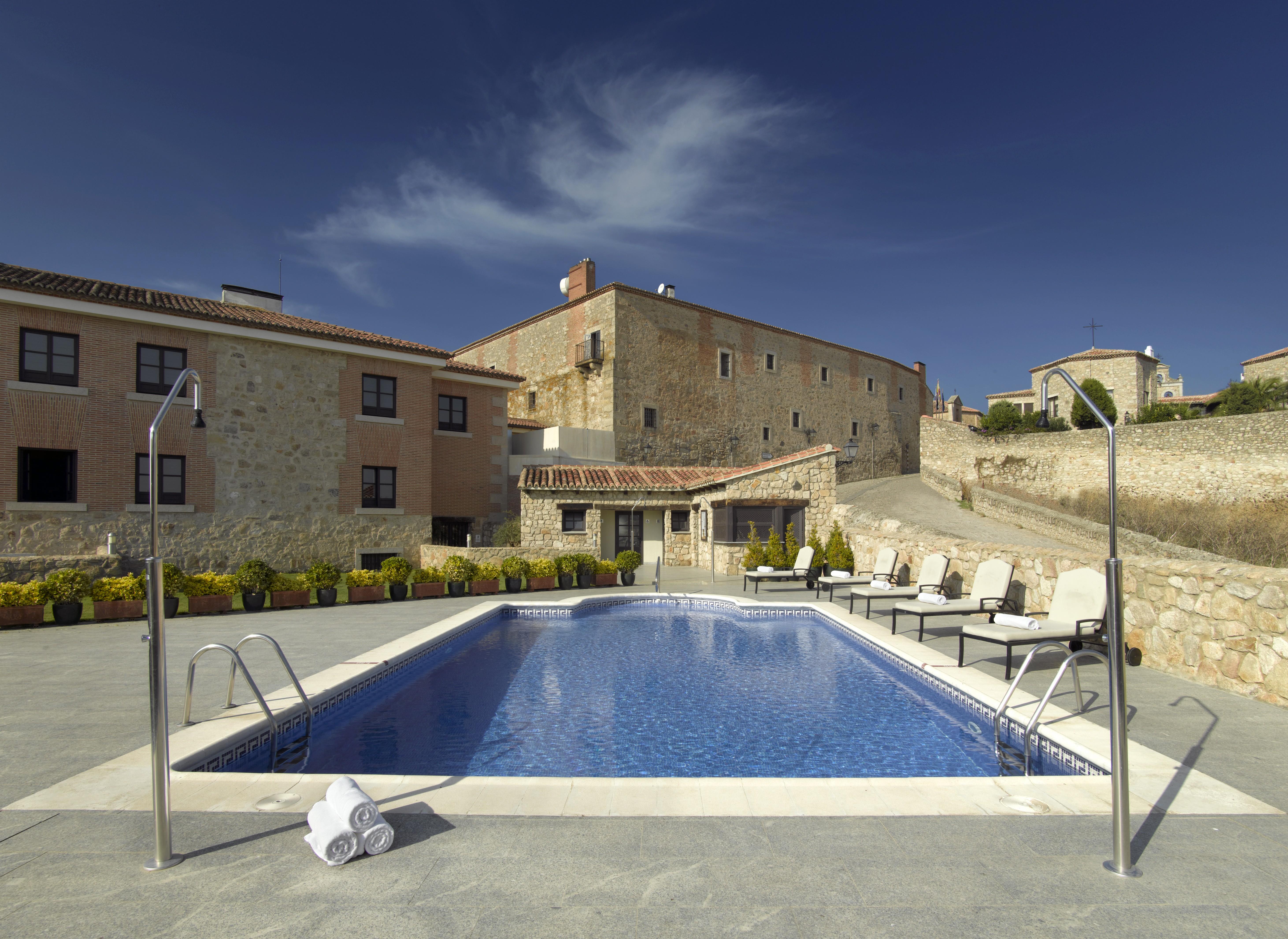Parador De Трухильо Экстерьер фото