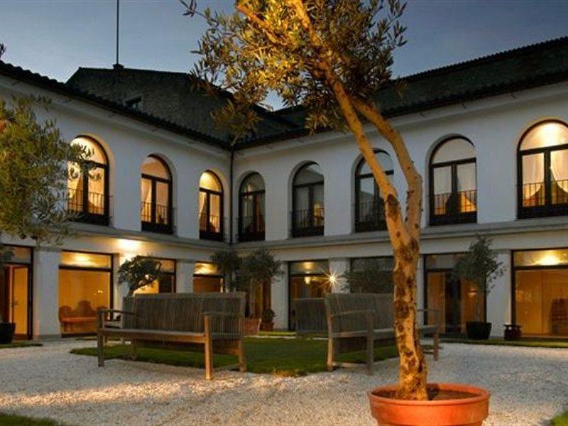Parador De Трухильо Экстерьер фото